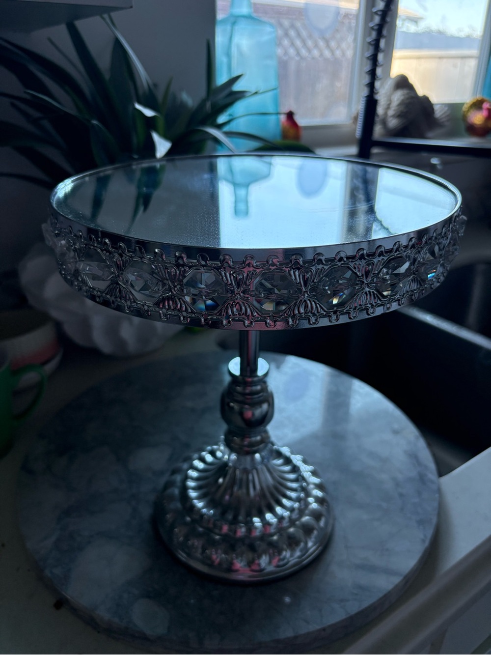 Decorative Silver-Tone Pedestal Cake Stand with Mirror Top
